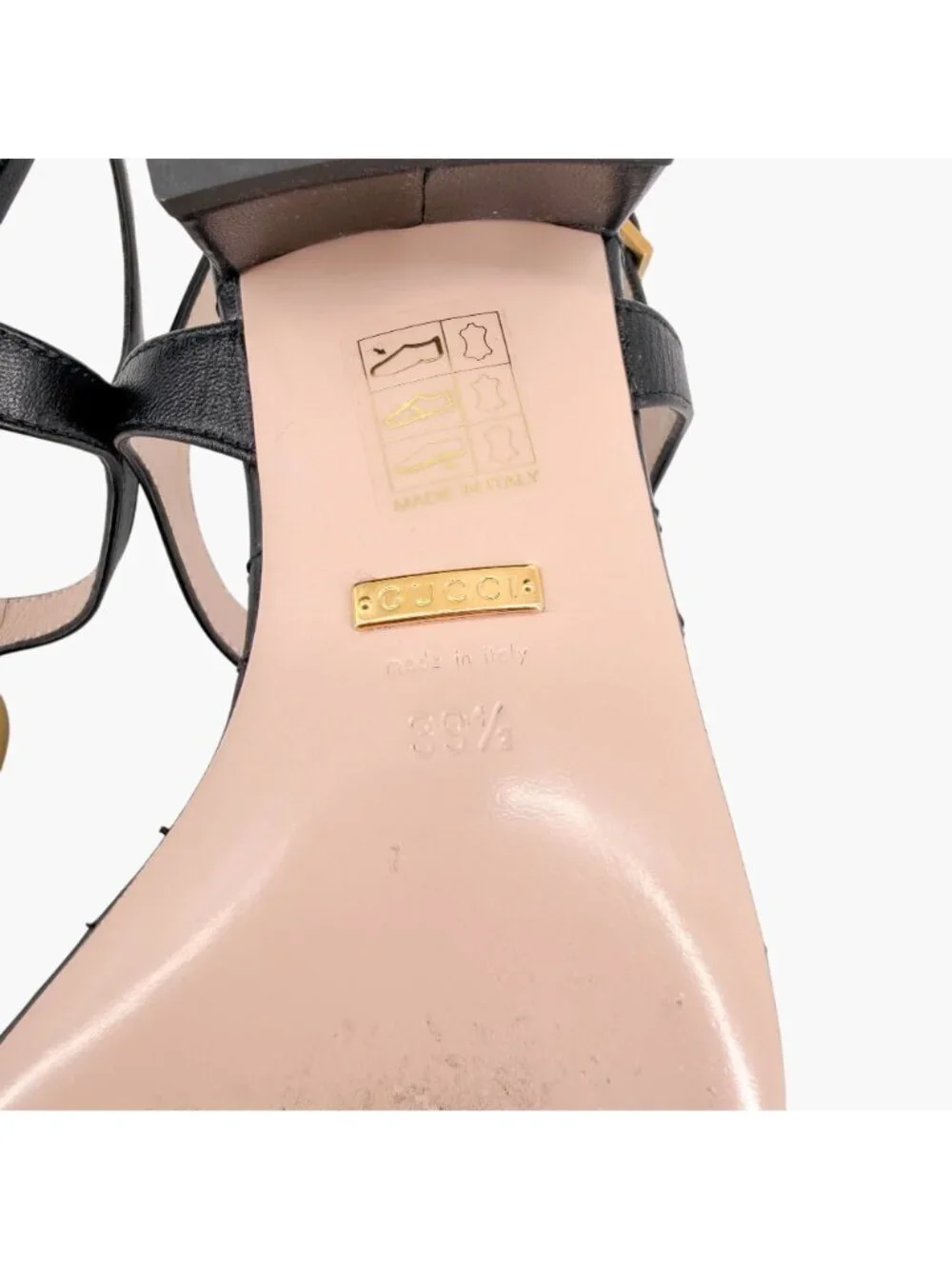 Gucci pre owned